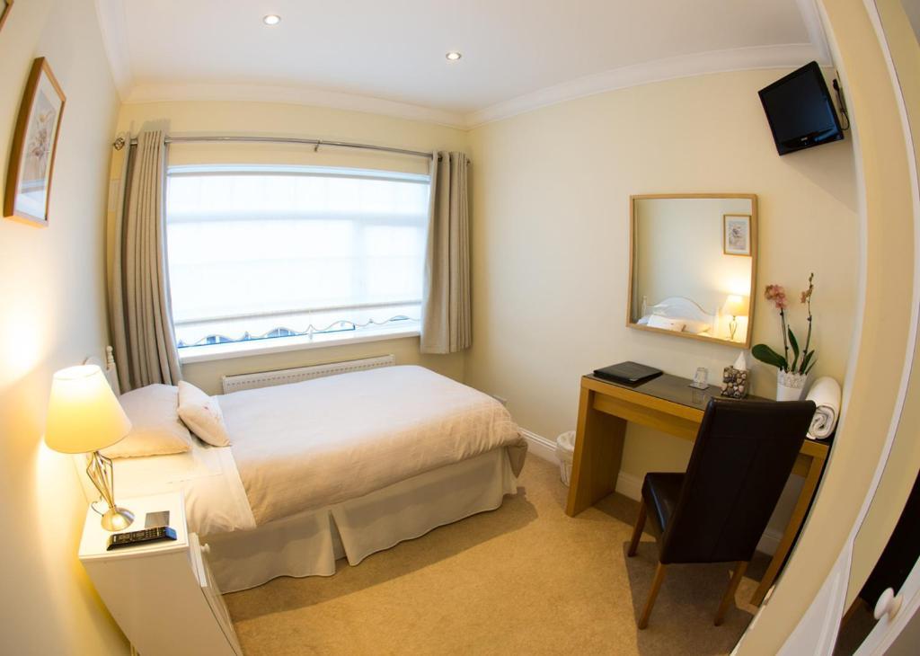 Shantalla Lodge Bed And Breakfast Santry Room photo